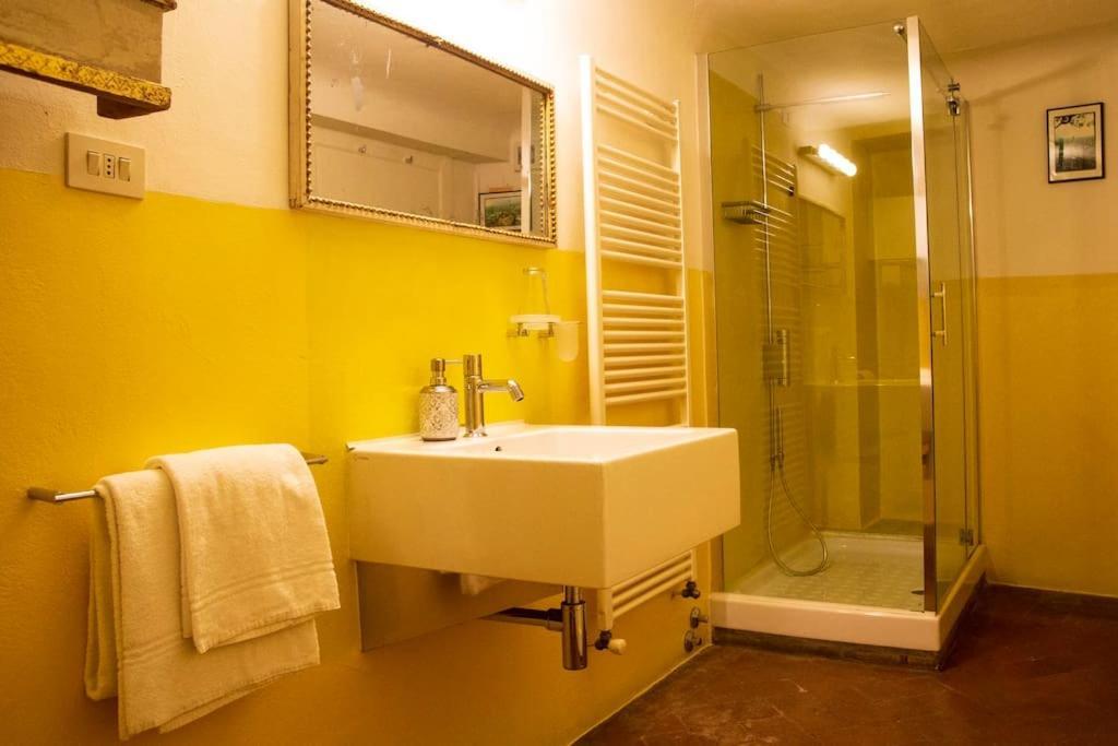 Locanda Sant' Agostino Лука Екстериор снимка